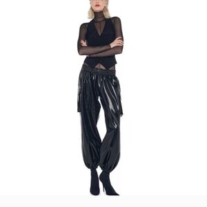 Norma Kamali Oversized Boyfriend Cargo Pants (unisex)